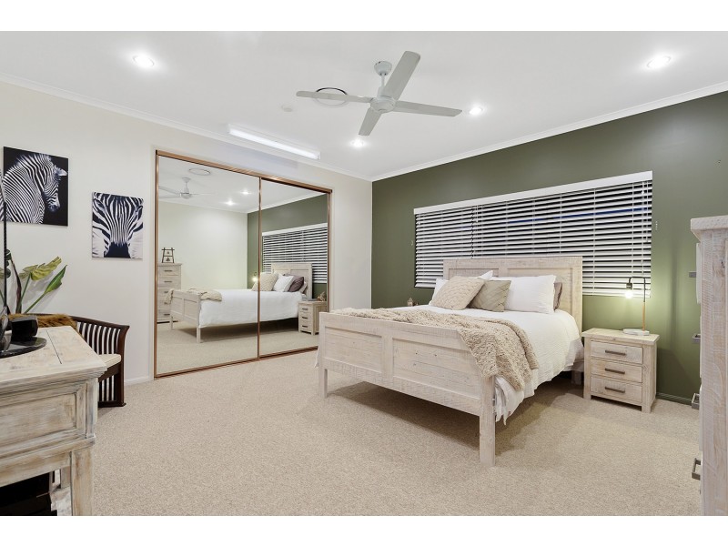 66  Mooloolah Drive, Minyama QLD 4575