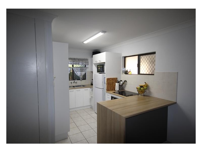 1/36 Lapoinya Crescent, Warana QLD 4575