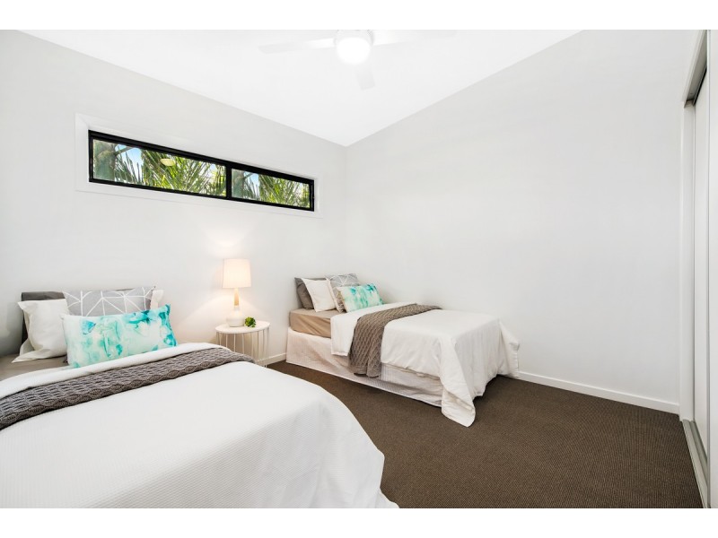 2/23  Ridge Road, Maroochydore QLD 4558