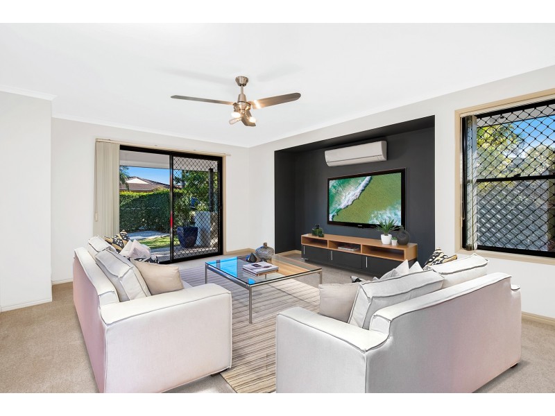 1/1 Teak Court, Mountain Creek QLD 4557