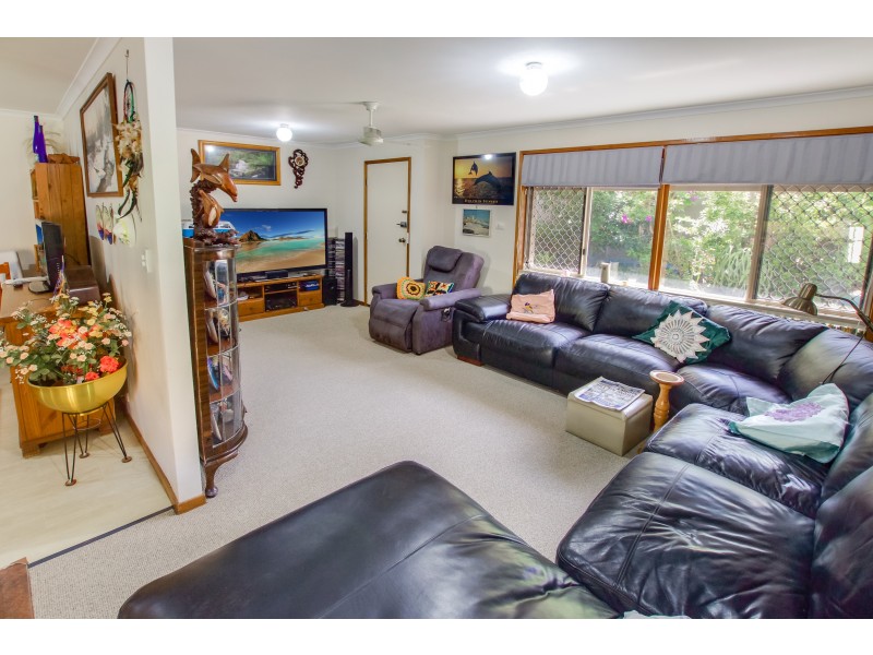 21 Hilltop Crescent, Maroochydore QLD 4558