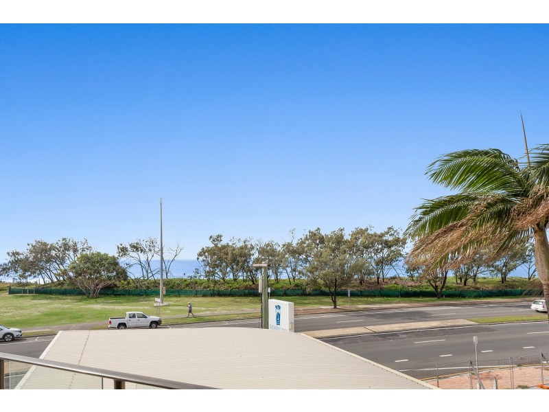 4/4  Aerodrome Road, Maroochydore QLD 4558