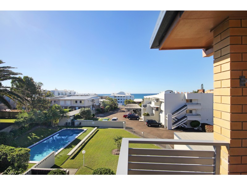 6/18  William Street, Alexandra Headland QLD 4572