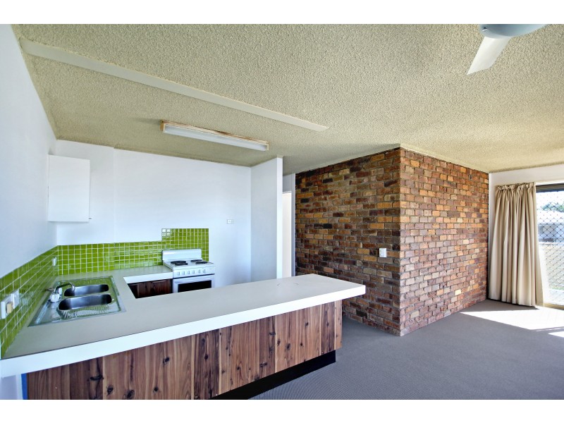 6/18  William Street, Alexandra Headland QLD 4572