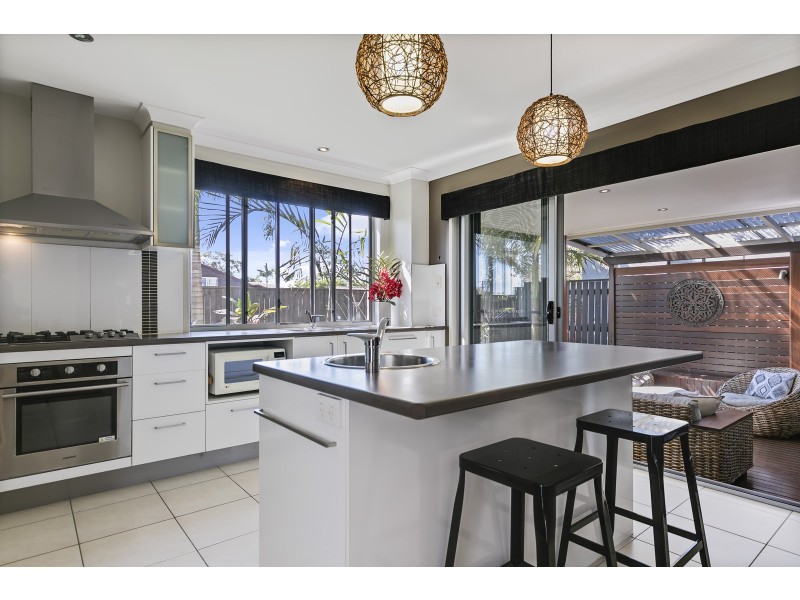 27 Pepper Tree Circuit, Maroochydore QLD 4558