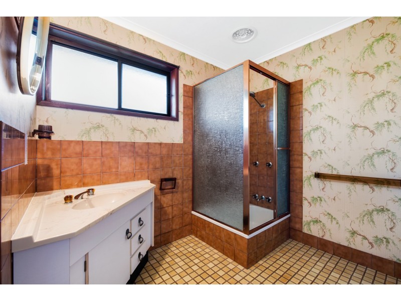 18 Larkin Street, Maroochydore QLD 4558