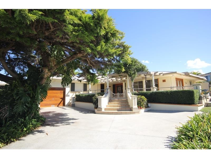 8 Monks Crescent, Buderim QLD 4556