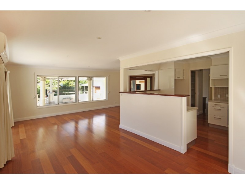 8 Monks Crescent, Buderim QLD 4556