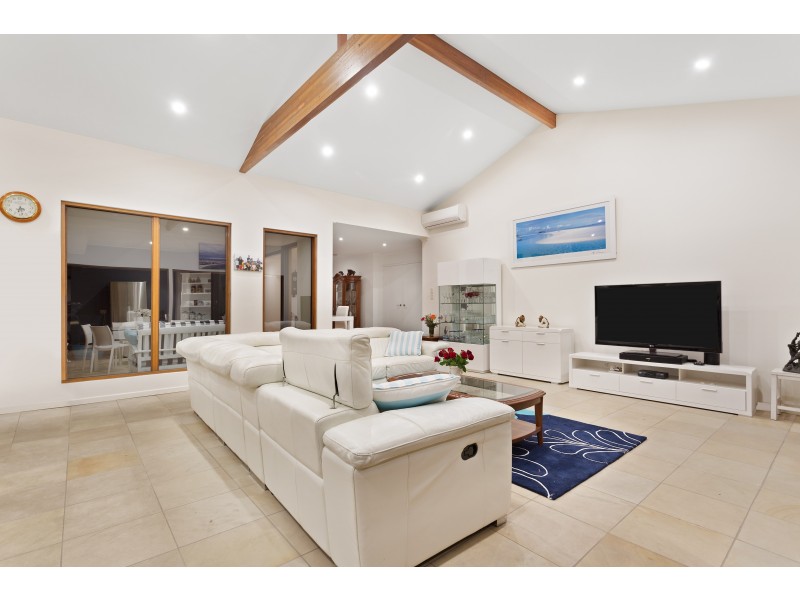 12 Jessica Boulevard, Minyama QLD 4575