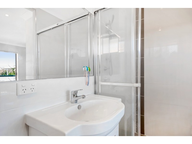 9/11 Pacific Terrace, Alexandra Headland QLD 4572