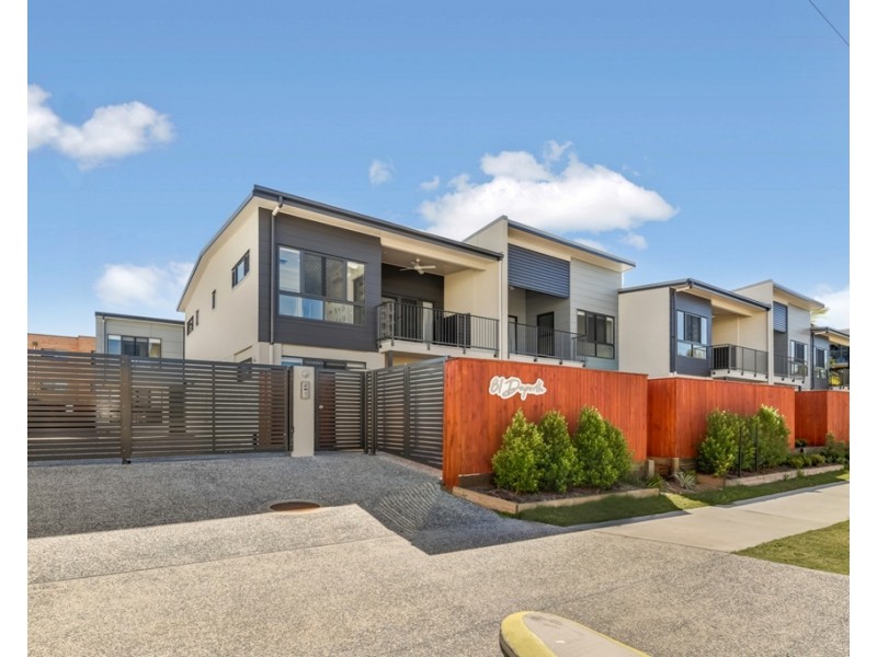 87 Duporth Avenue, Maroochydore QLD 4558