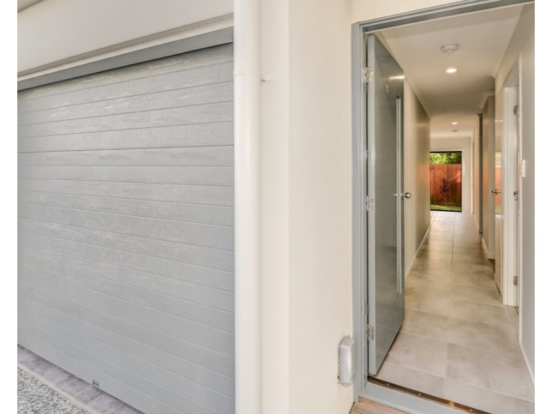 87 Duporth Avenue, Maroochydore QLD 4558