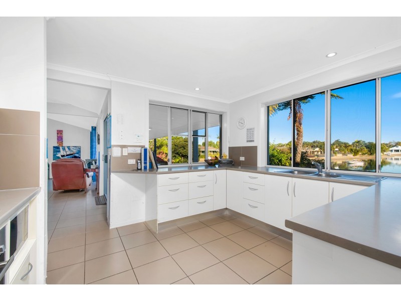7 Summer Drive, Maroochydore QLD 4558