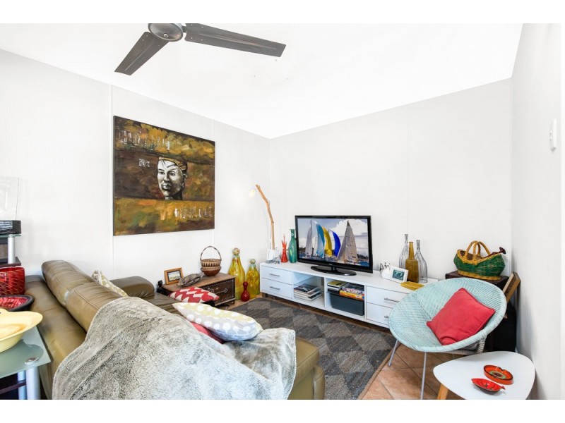 33 Ridge Road, Maroochydore QLD 4558