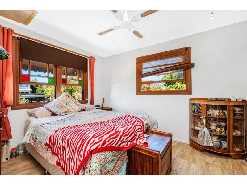 33 Ridge Road, Maroochydore QLD 4558