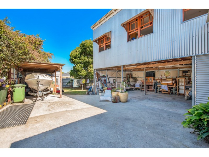 33 Ridge Road, Maroochydore QLD 4558