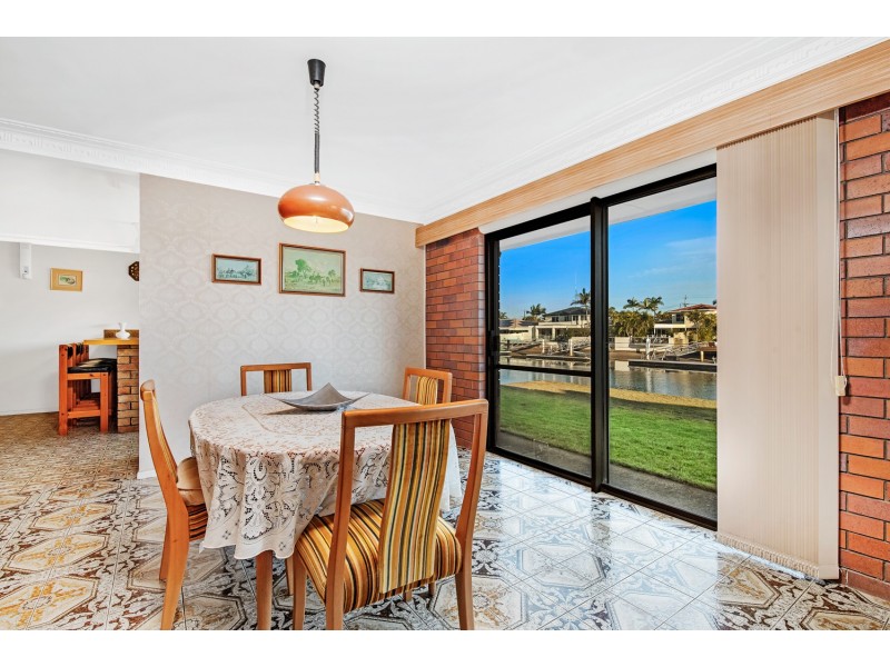 34  Kooringal Crescent, Buddina QLD 4575