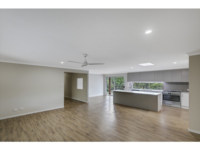 115  Old Palmwoods Road, West Woombye QLD 4559