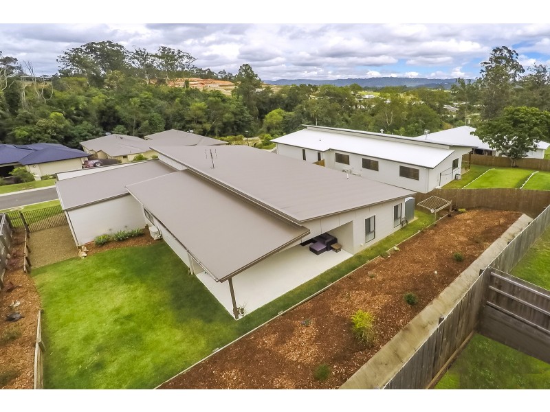 12  Sweet Water Street, Woombye QLD 4559