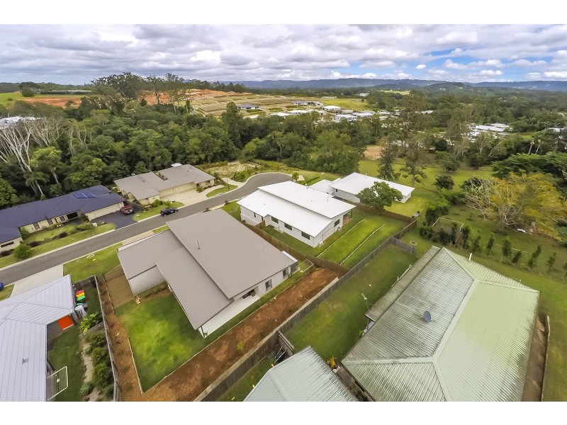 12  Sweet Water Street, Woombye QLD 4559