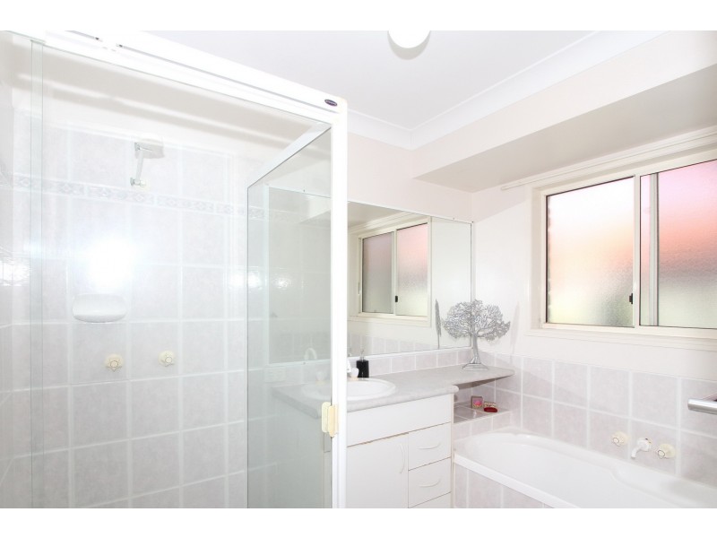 10 Corkwood Court, Mountain Creek QLD 4557