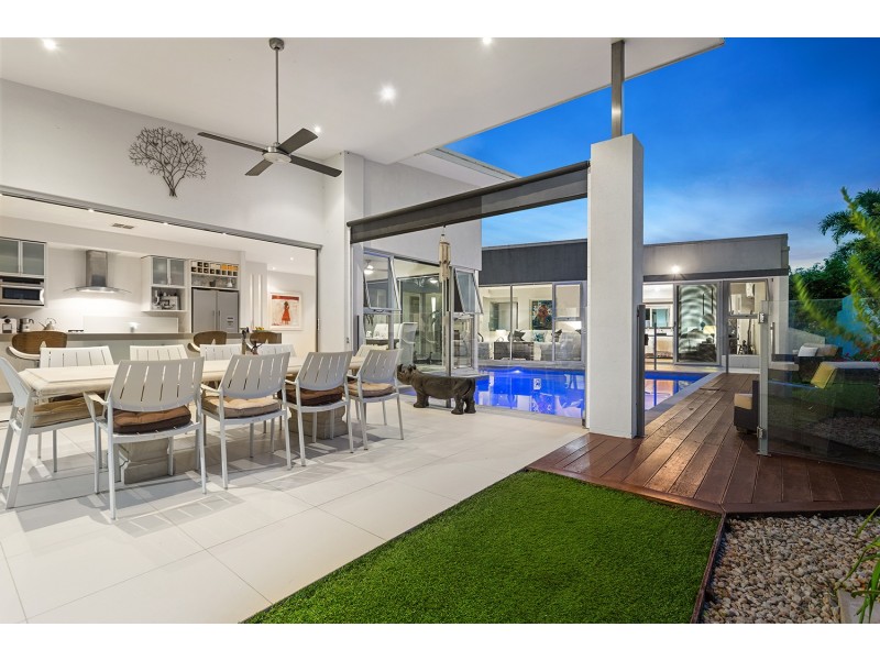 10 Springbrook Grove, Buderim QLD 4556