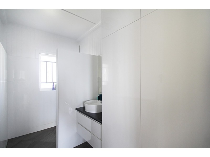 64 Anzac Avenue, Maroochydore QLD 4558