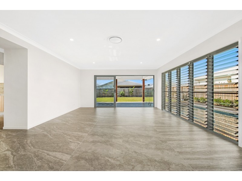 14  Tamborine Close, Mountain Creek QLD 4557