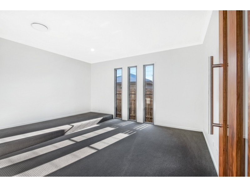 14  Tamborine Close, Mountain Creek QLD 4557