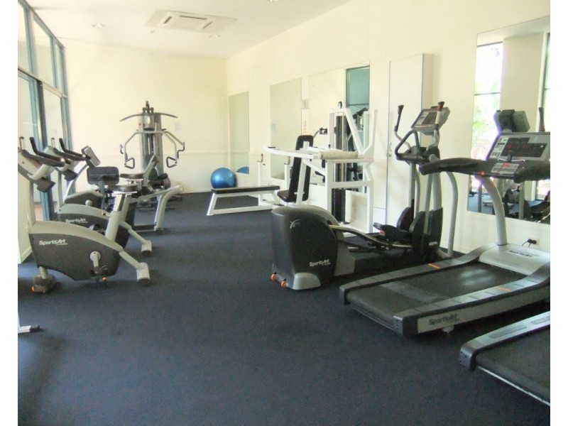 220/102 Alexandra Parade, Alexandra Headland QLD 4572