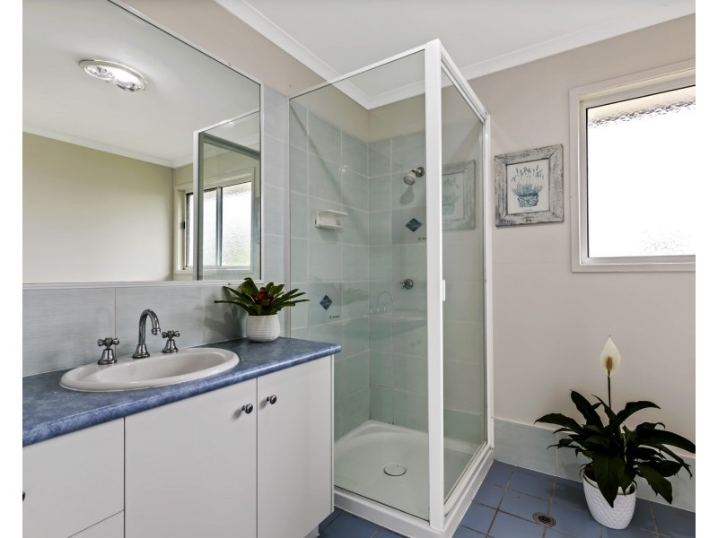 16 Marawa Drive, Parrearra QLD 4575