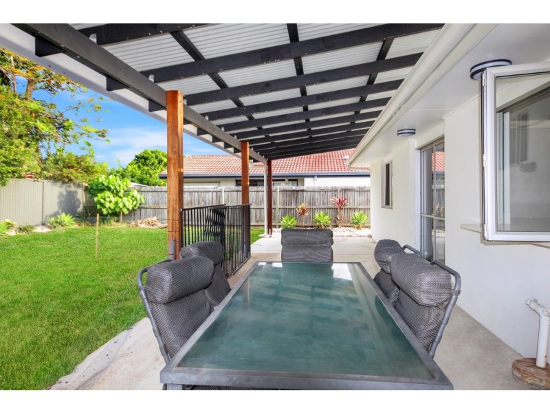 53 Point Cartwright Drive, Buddina QLD 4575