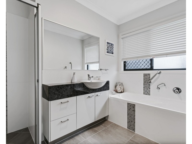 9 Anticipation Close, Nambour QLD 4560