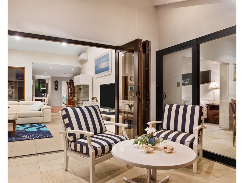 12 Jessica Boulevard, Minyama QLD 4575