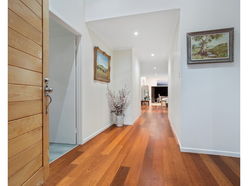 12 Jessica Boulevard, Minyama QLD 4575