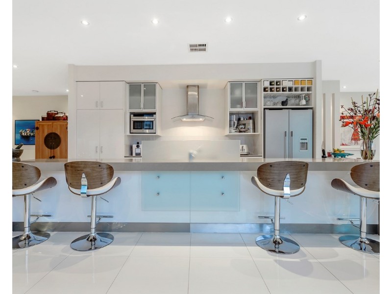 10 Springbrook Grove, Buderim QLD 4556