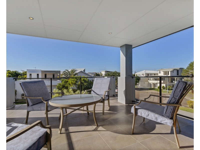 16 St Lucia Crescent, Parrearra QLD 4575