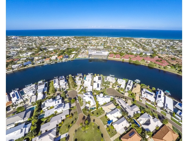 16 St Lucia Crescent, Parrearra QLD 4575