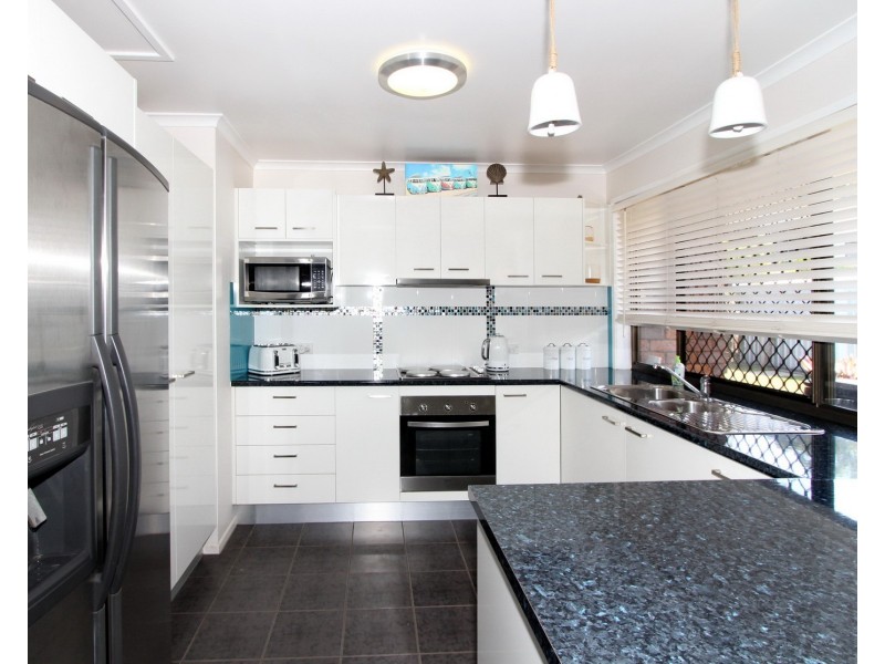 584 Nicklin Way, Wurtulla QLD 4575