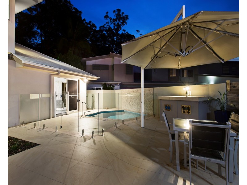 4 Tranquil Place, Alexandra Headland QLD 4572