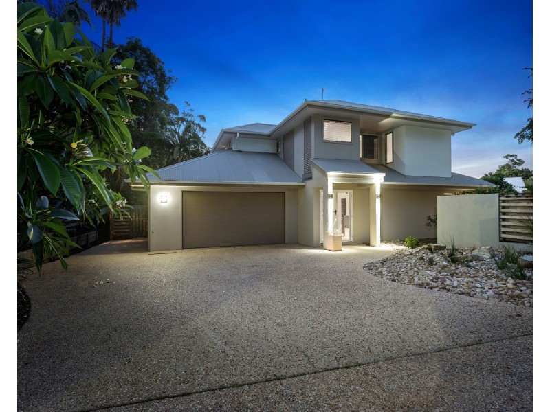 4 Tranquil Place, Alexandra Headland QLD 4572
