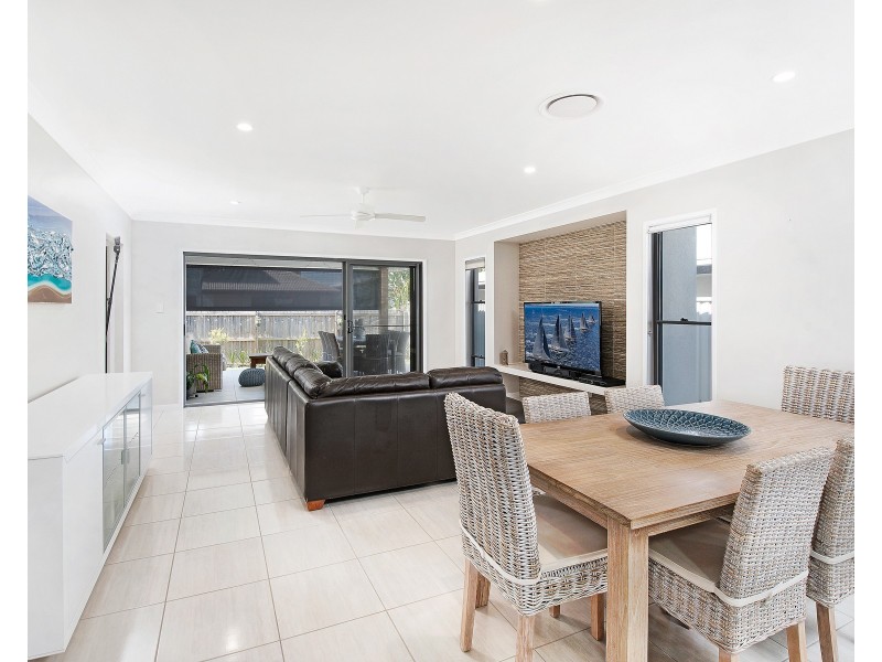 3  Osprey Drive, Birtinya QLD 4575