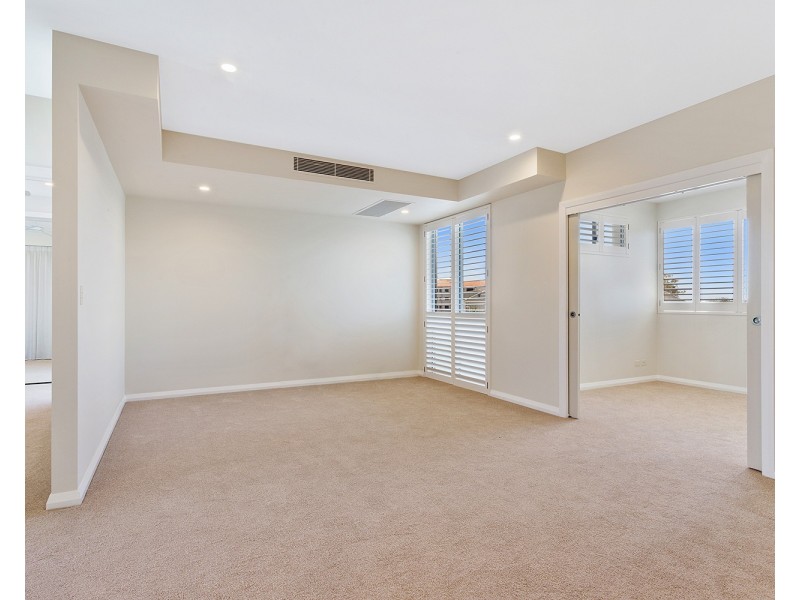 401/50 Picnic Point Esplanade, Maroochydore QLD 4558