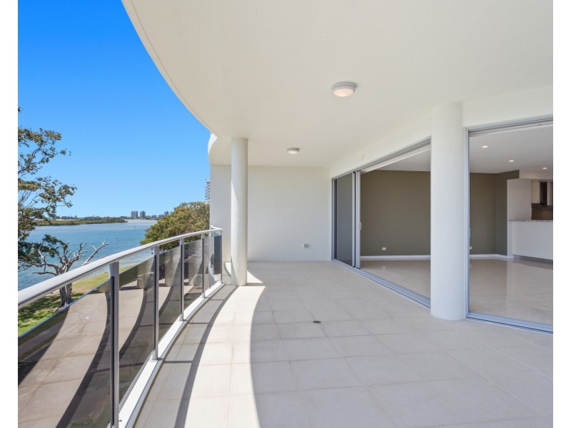 401/50 Picnic Point Esplanade, Maroochydore QLD 4558