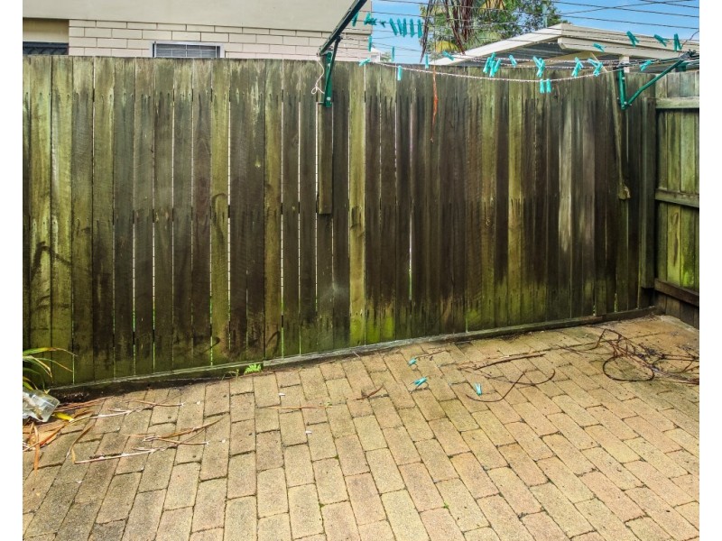 2/15 Primary School Court, Maroochydore QLD 4558