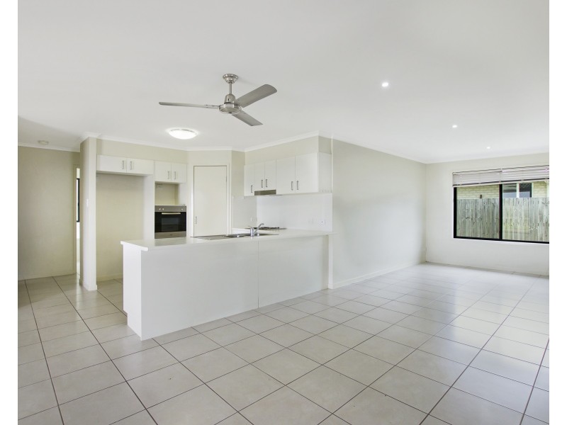 3 Crows Ash Place, Kuluin QLD 4558