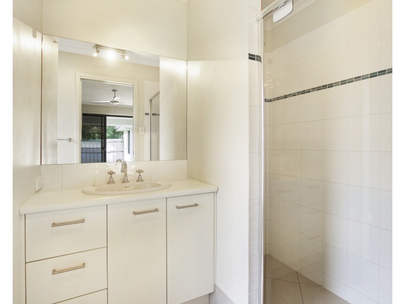 3 Crows Ash Place, Kuluin QLD 4558