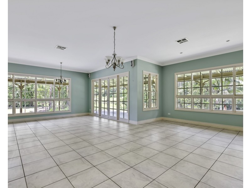 353 Blackall Range Road, West Woombye QLD 4559