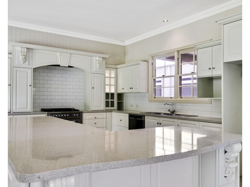 353 Blackall Range Road, West Woombye QLD 4559