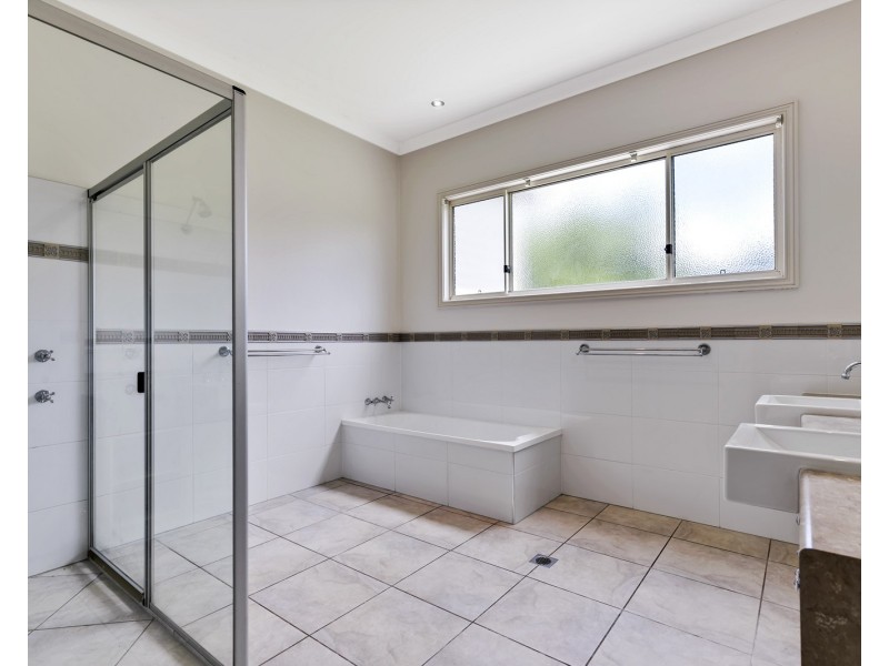 353 Blackall Range Road, West Woombye QLD 4559